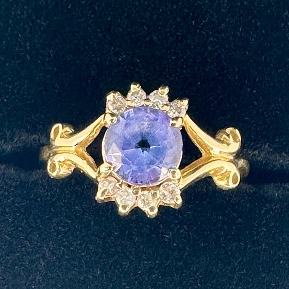Jewelry - Vintage 14K Gold Ring Size 4.5 Blue Gemstone Diamond Accents 2.37g total Estate